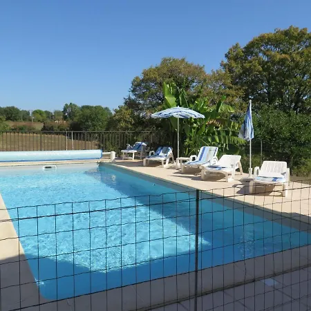 Sarrouil By Interhome Vakantiehuis Loubressac