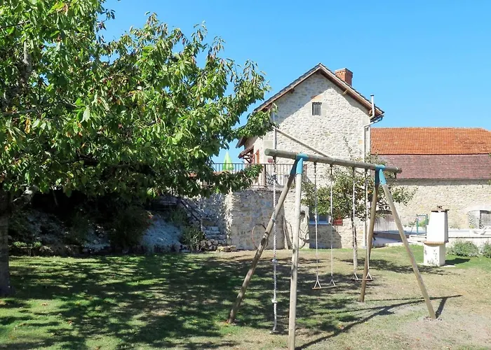 بيت للعطل Sarrouil By Interhome